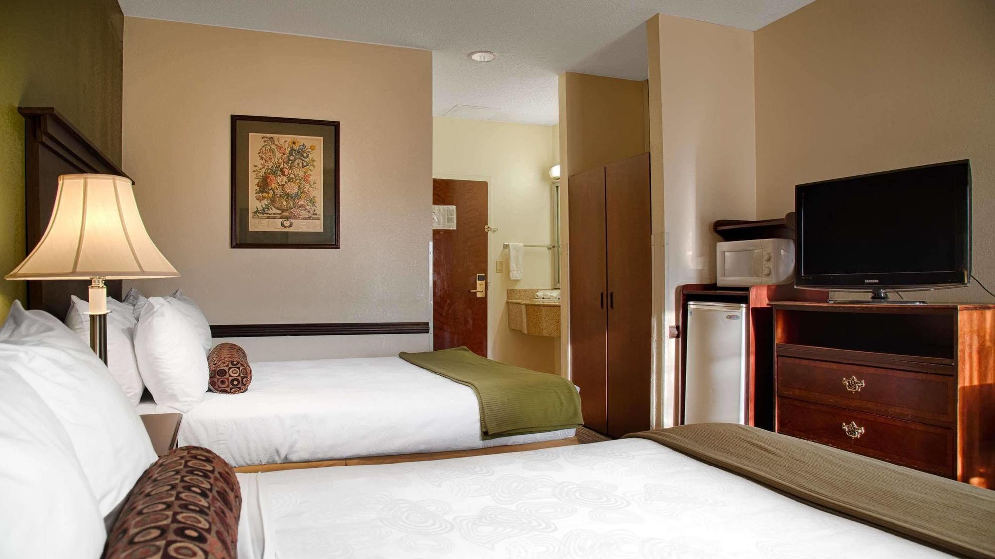 Best Western Plus South Hill Inn Kültér fotó